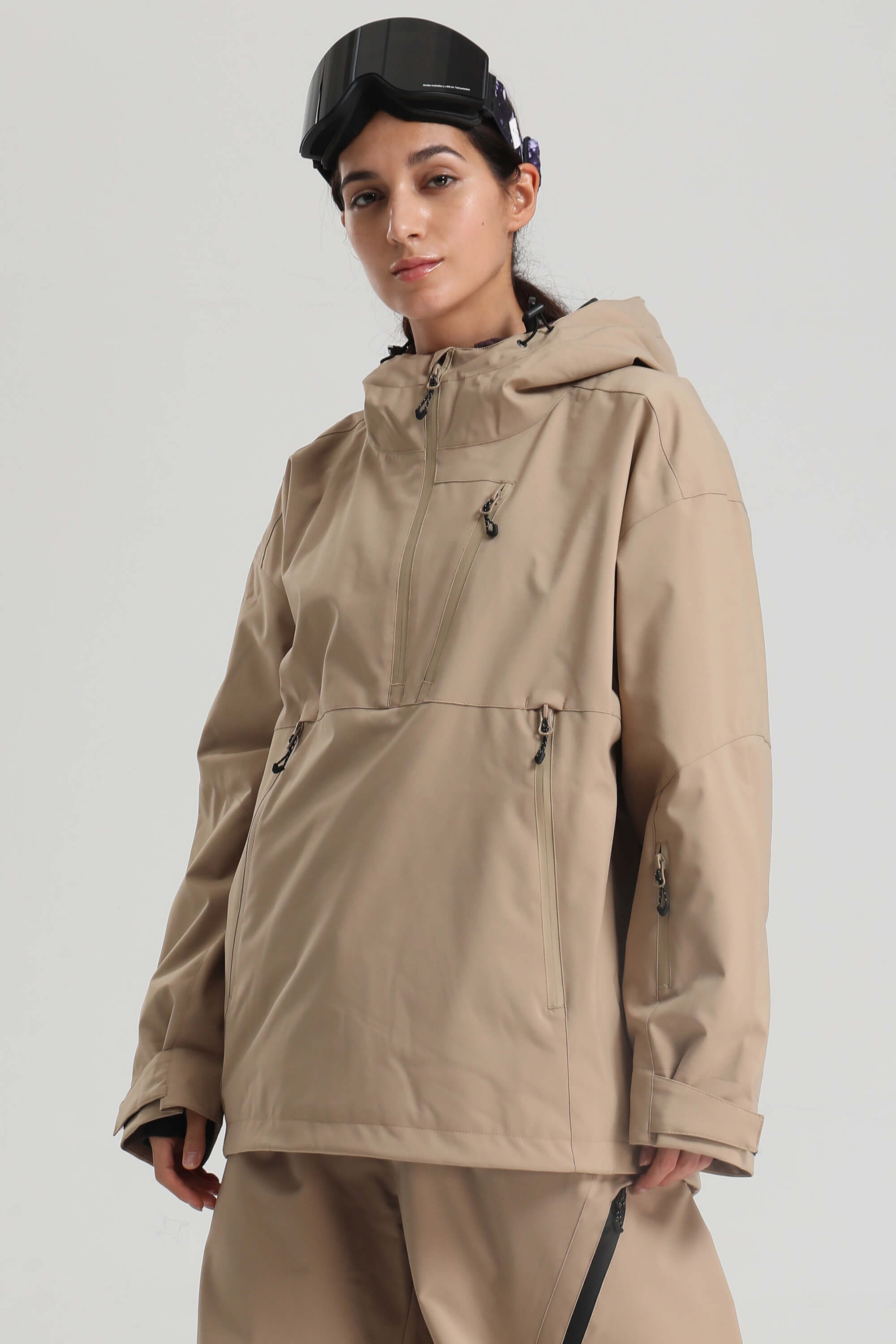 Women's Black Side-Zip Vent Fully Sealed Insulated Snow Anorak