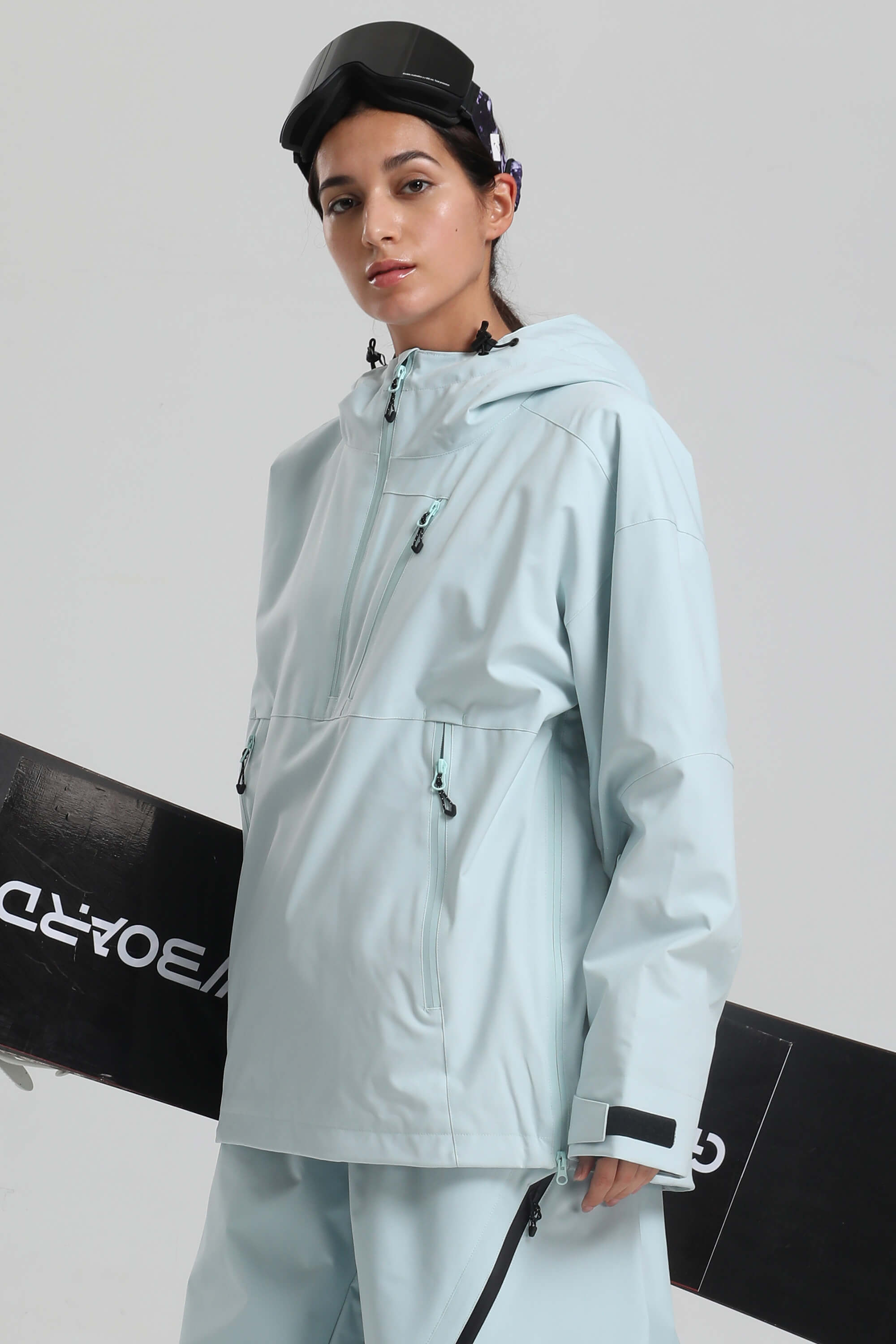 Women's Black Side-Zip Vent Fully Sealed Insulated Snow Anorak